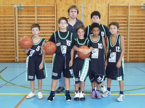 U13